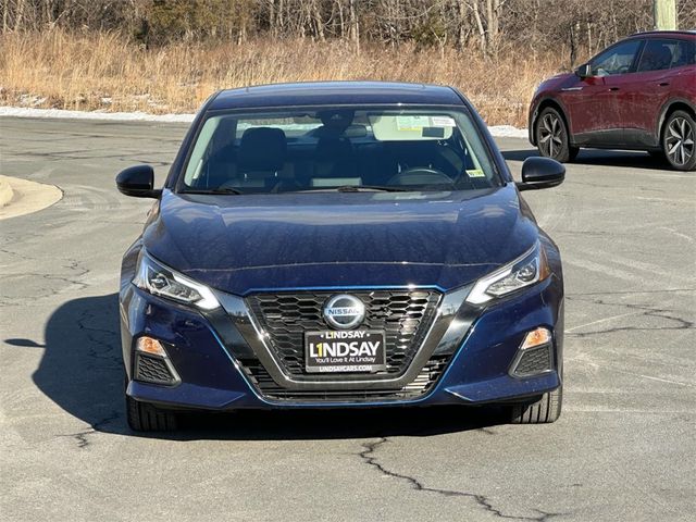 2021 Nissan Altima 2.0 SR