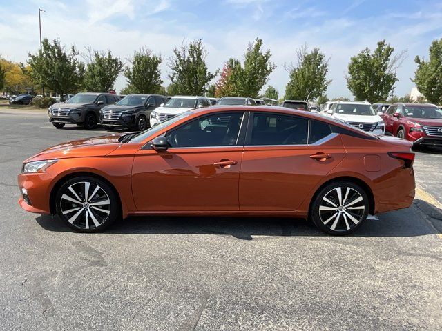 2021 Nissan Altima 2.0 SR