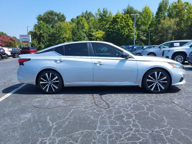 2021 Nissan Altima 2.0 SR