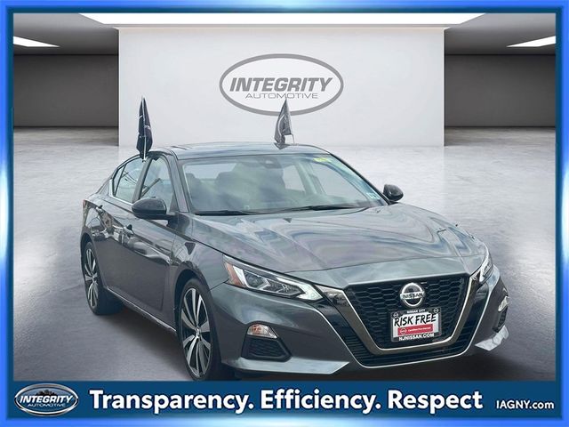 2021 Nissan Altima 2.0 SR