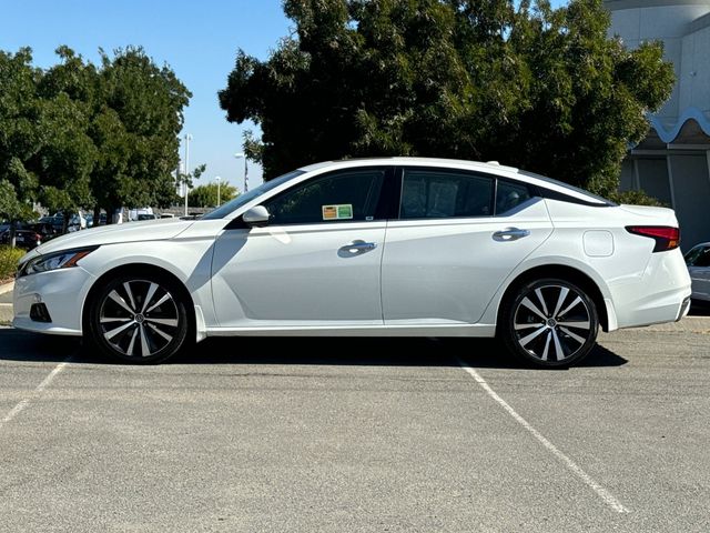 2021 Nissan Altima 2.5 Platinum