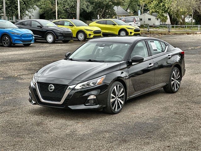 2021 Nissan Altima 2.5 Platinum