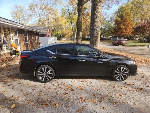 2021 Nissan Altima 2.5 Platinum