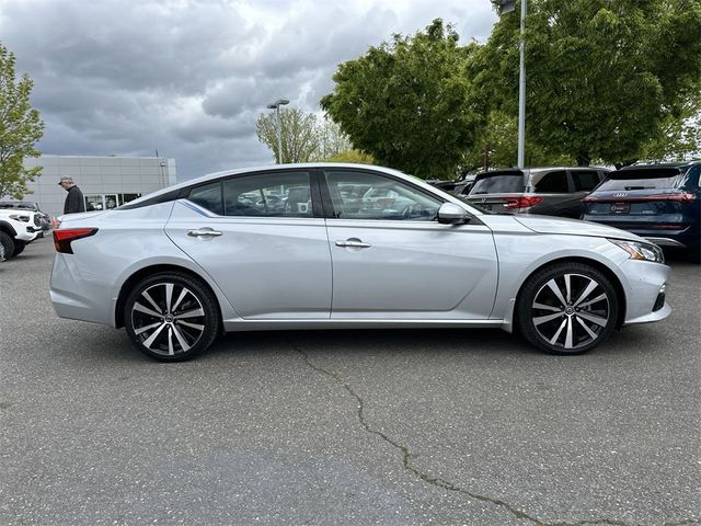 2021 Nissan Altima 2.5 Platinum