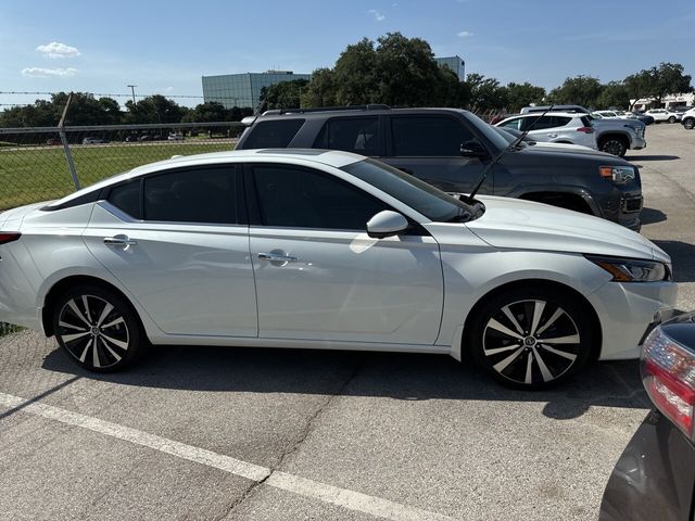 2021 Nissan Altima 2.5 Platinum