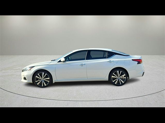 2021 Nissan Altima 2.5 Platinum