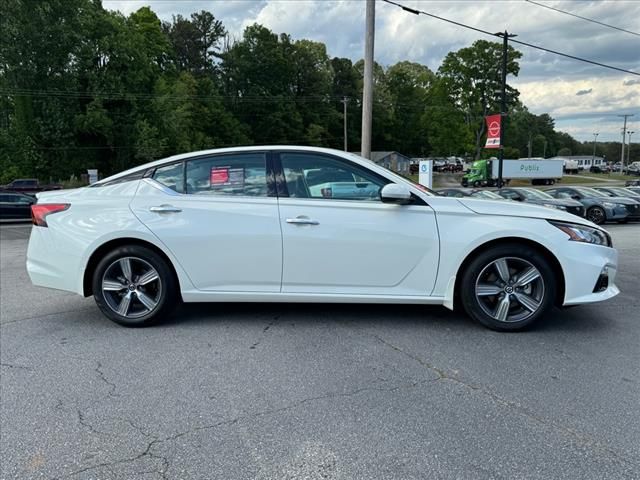 2021 Nissan Altima 2.5 SL