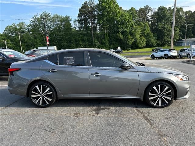 2021 Nissan Altima 2.5 SR