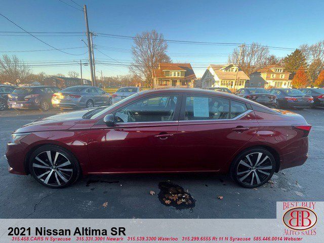 2021 Nissan Altima 2.5 SR