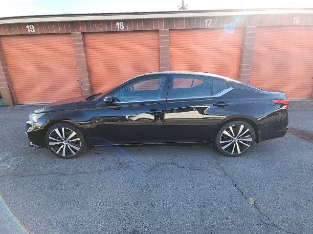 2021 Nissan Altima 2.5 SR