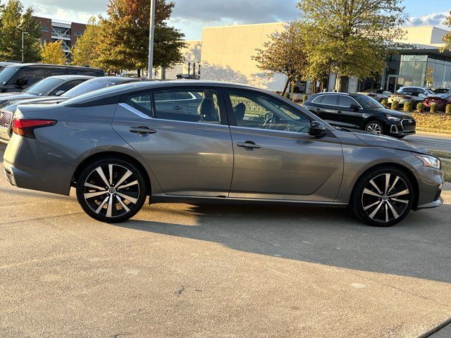 2021 Nissan Altima 2.5 SR