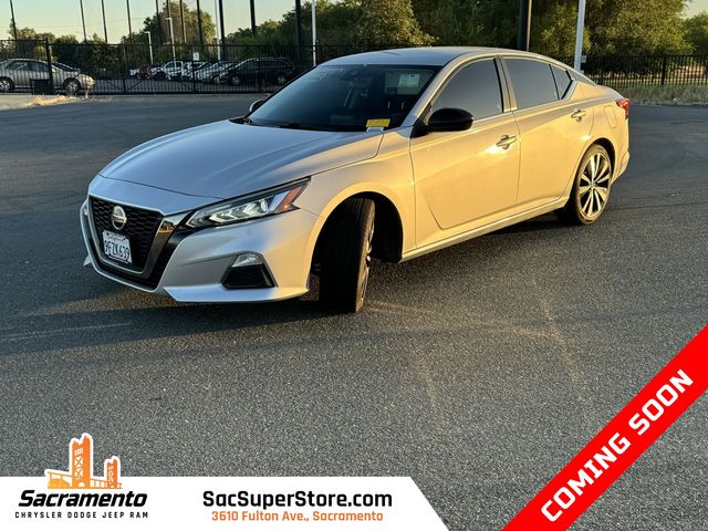 2021 Nissan Altima 2.5 SR