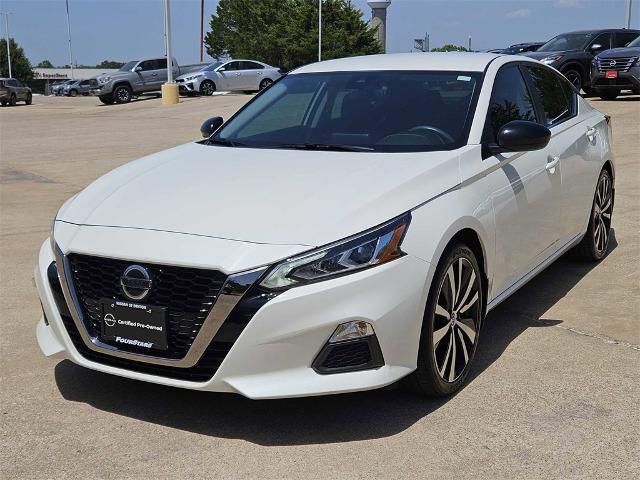 2021 Nissan Altima 2.5 SR