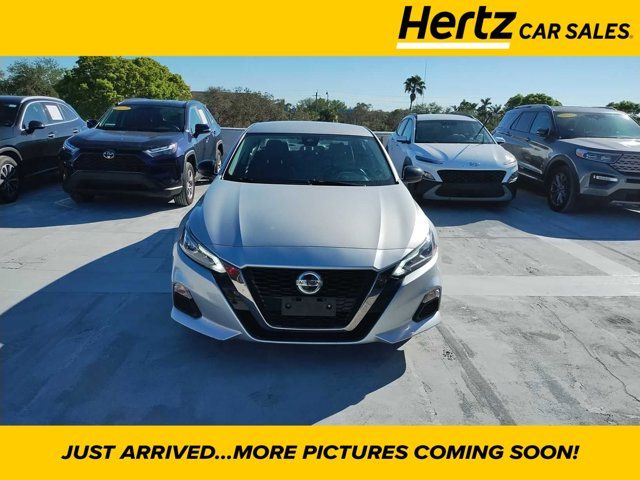 2021 Nissan Altima 2.5 SR