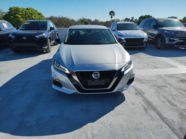 2021 Nissan Altima 2.5 SR