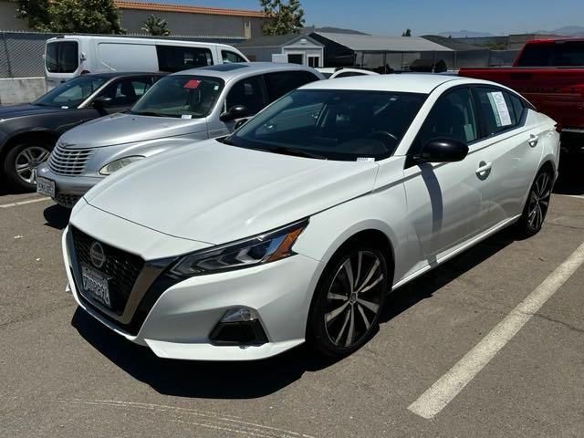 2021 Nissan Altima 2.5 SR