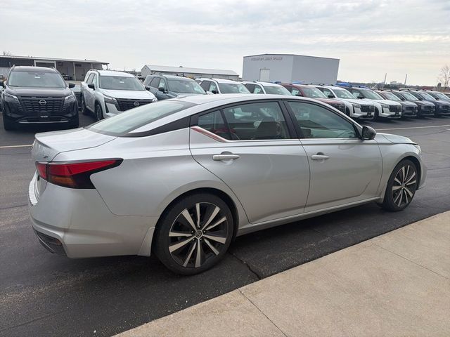 2021 Nissan Altima 2.5 SR