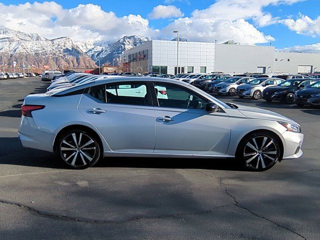 2021 Nissan Altima 2.5 SR