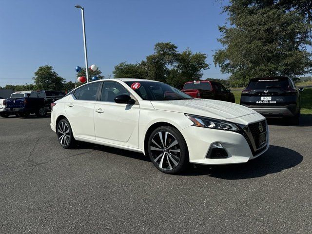 2021 Nissan Altima 2.5 SR