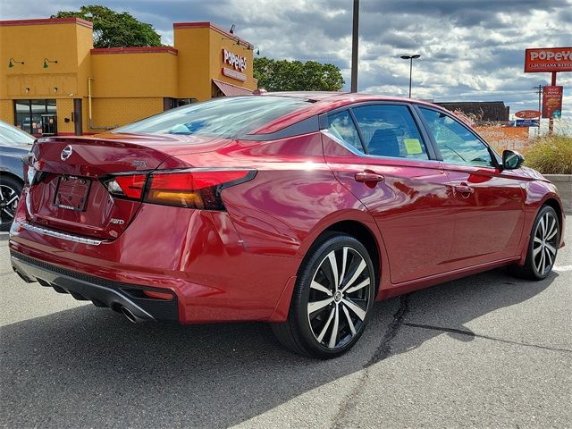 2021 Nissan Altima 2.5 SR