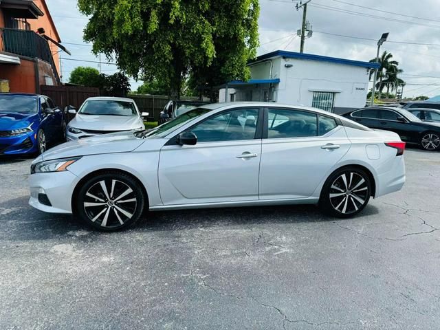 2021 Nissan Altima 2.5 SR