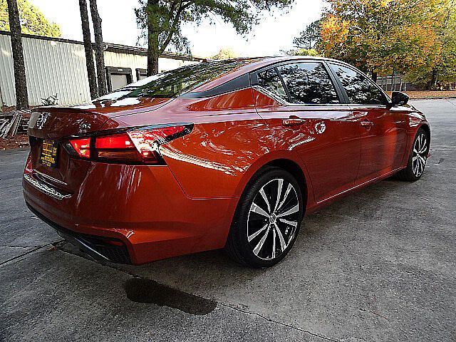 2021 Nissan Altima 2.5 SR