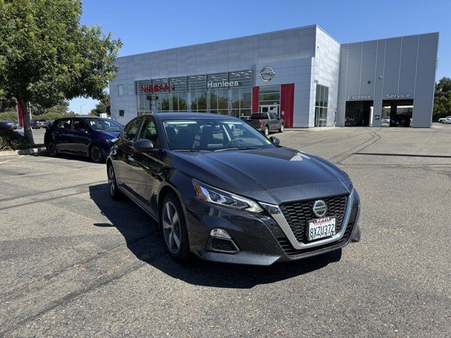 2021 Nissan Altima 2.5 SV