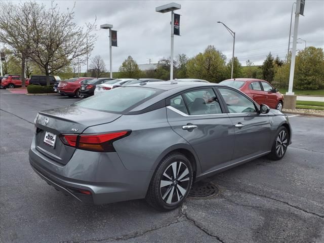 2021 Nissan Altima 2.5 SV