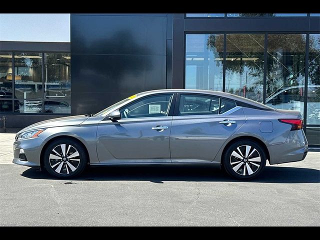 2021 Nissan Altima 2.5 SV