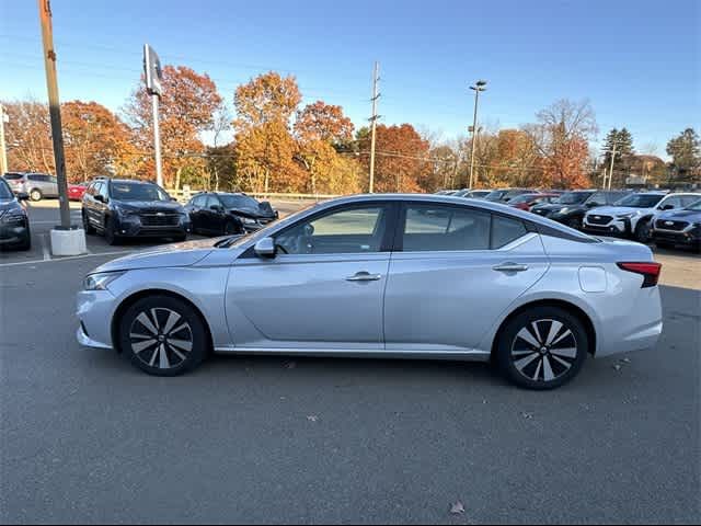 2021 Nissan Altima 2.5 SV