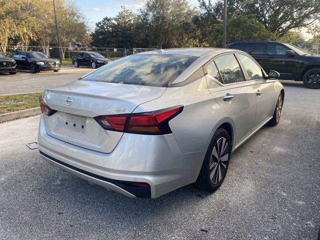 2021 Nissan Altima 2.5 SV