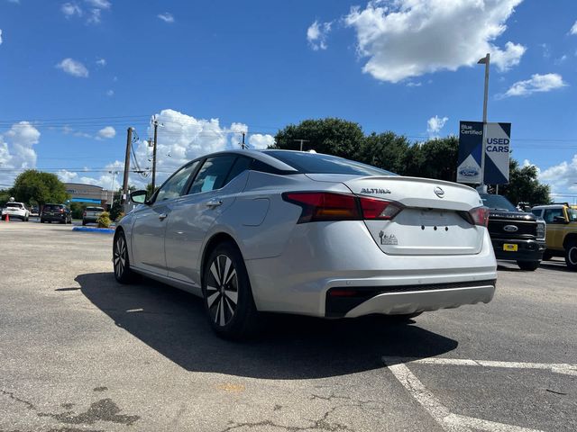 2021 Nissan Altima 2.5 SV