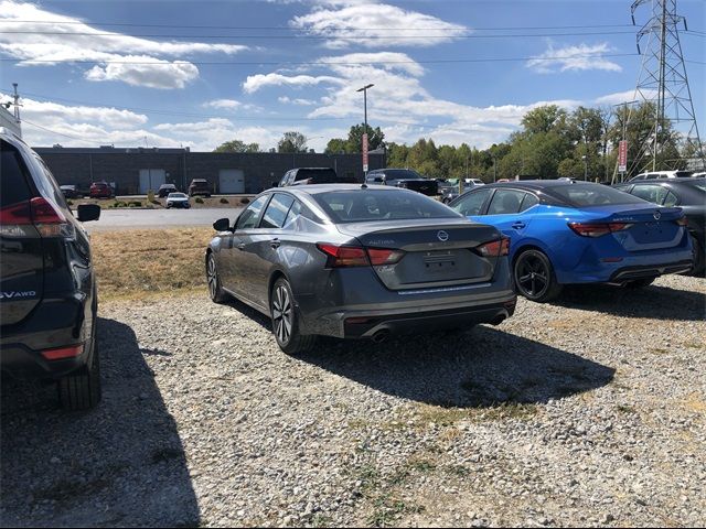 2021 Nissan Altima 2.5 SV