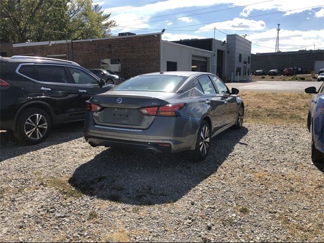 2021 Nissan Altima 2.5 SV