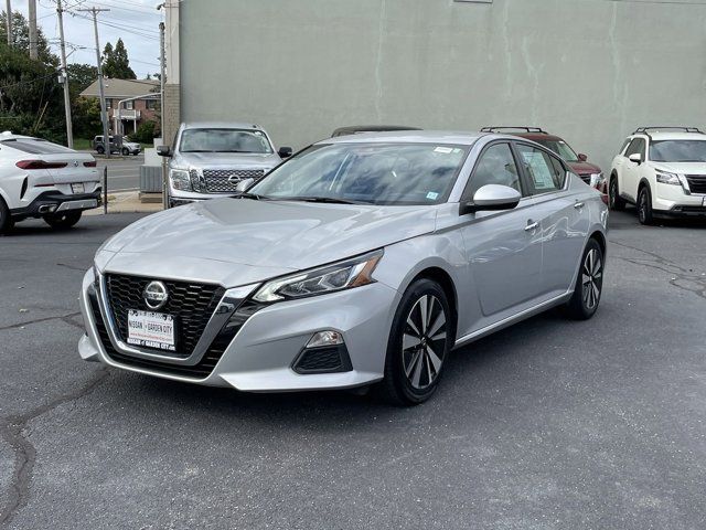 2021 Nissan Altima 2.5 SV