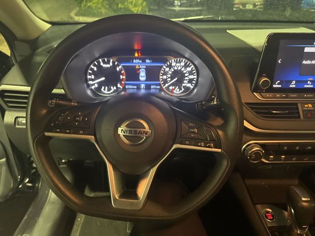 2021 Nissan Altima 2.5 SV