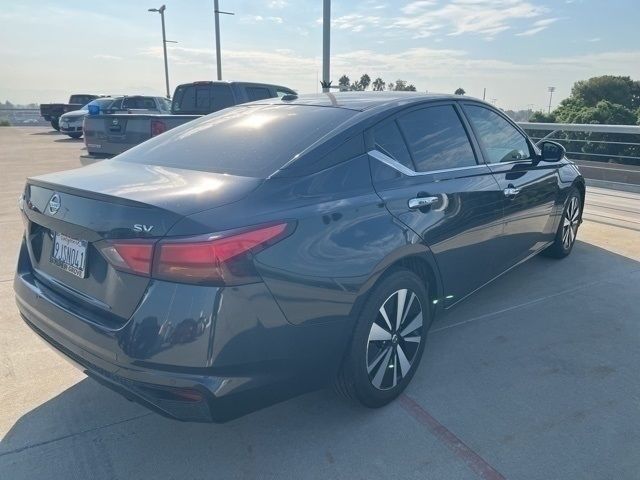 2021 Nissan Altima 2.5 SV