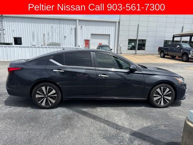 2021 Nissan Altima 2.5 SV