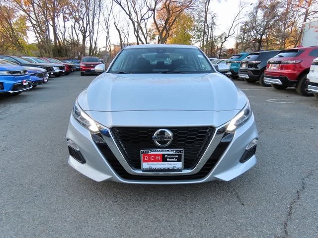 2021 Nissan Altima 2.5 SV