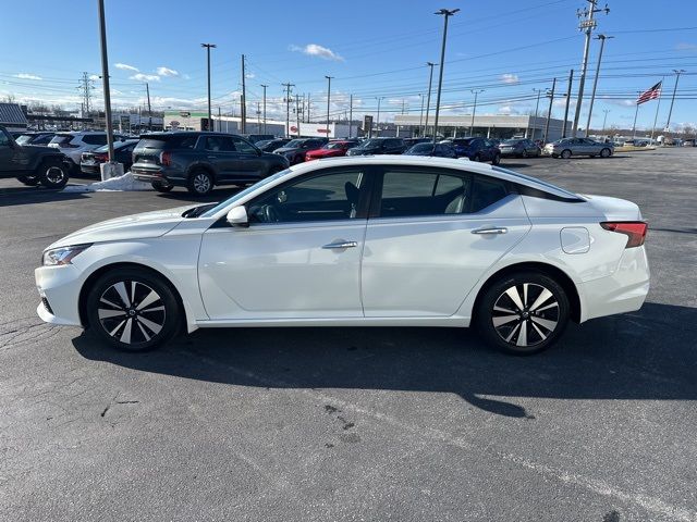 2021 Nissan Altima 2.5 SV