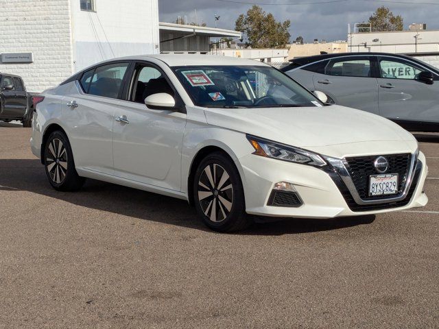 2021 Nissan Altima 2.5 SV