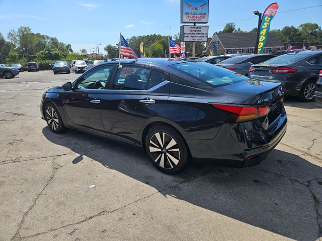 2021 Nissan Altima 2.5 SV