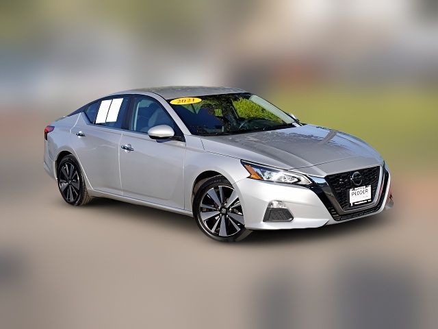 2021 Nissan Altima 2.5 SV