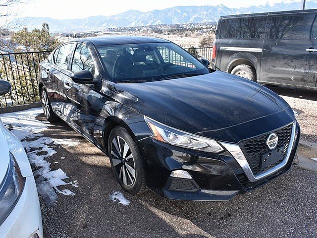 2021 Nissan Altima 2.5 SV