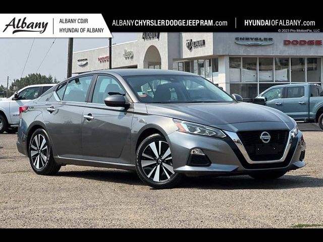 2021 Nissan Altima 2.5 SV