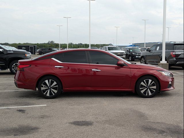 2021 Nissan Altima 2.5 SV