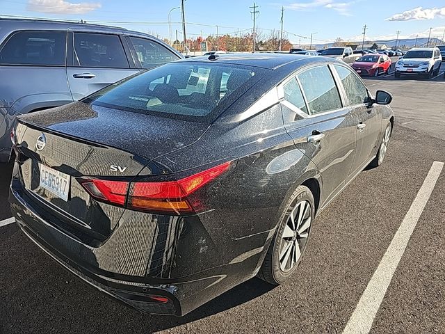 2021 Nissan Altima 2.5 SV