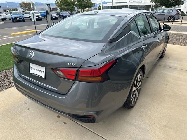 2021 Nissan Altima 2.5 SV