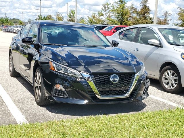 2021 Nissan Altima 2.5 SV