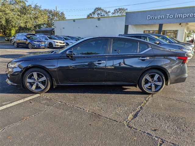 2021 Nissan Altima 2.5 SV